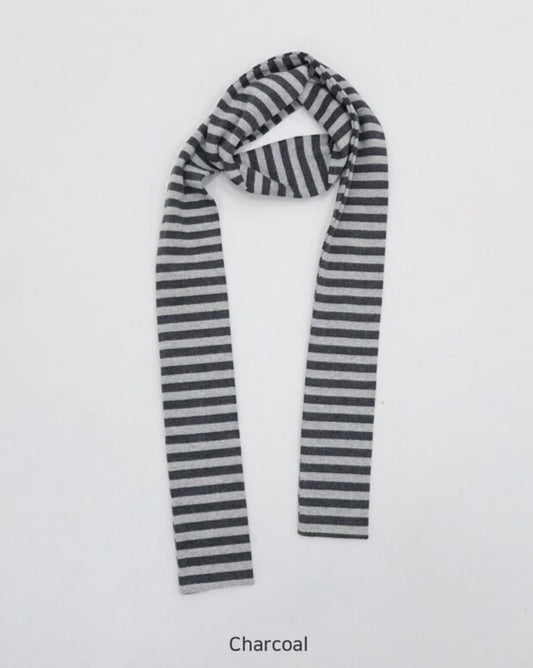 條紋細頸巾 Striped scarf