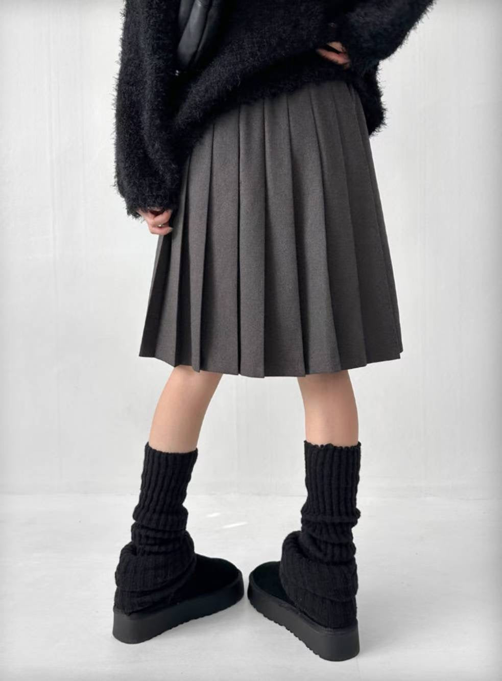 百褶五分半裙 Versatile Pleated Midi Skirt
