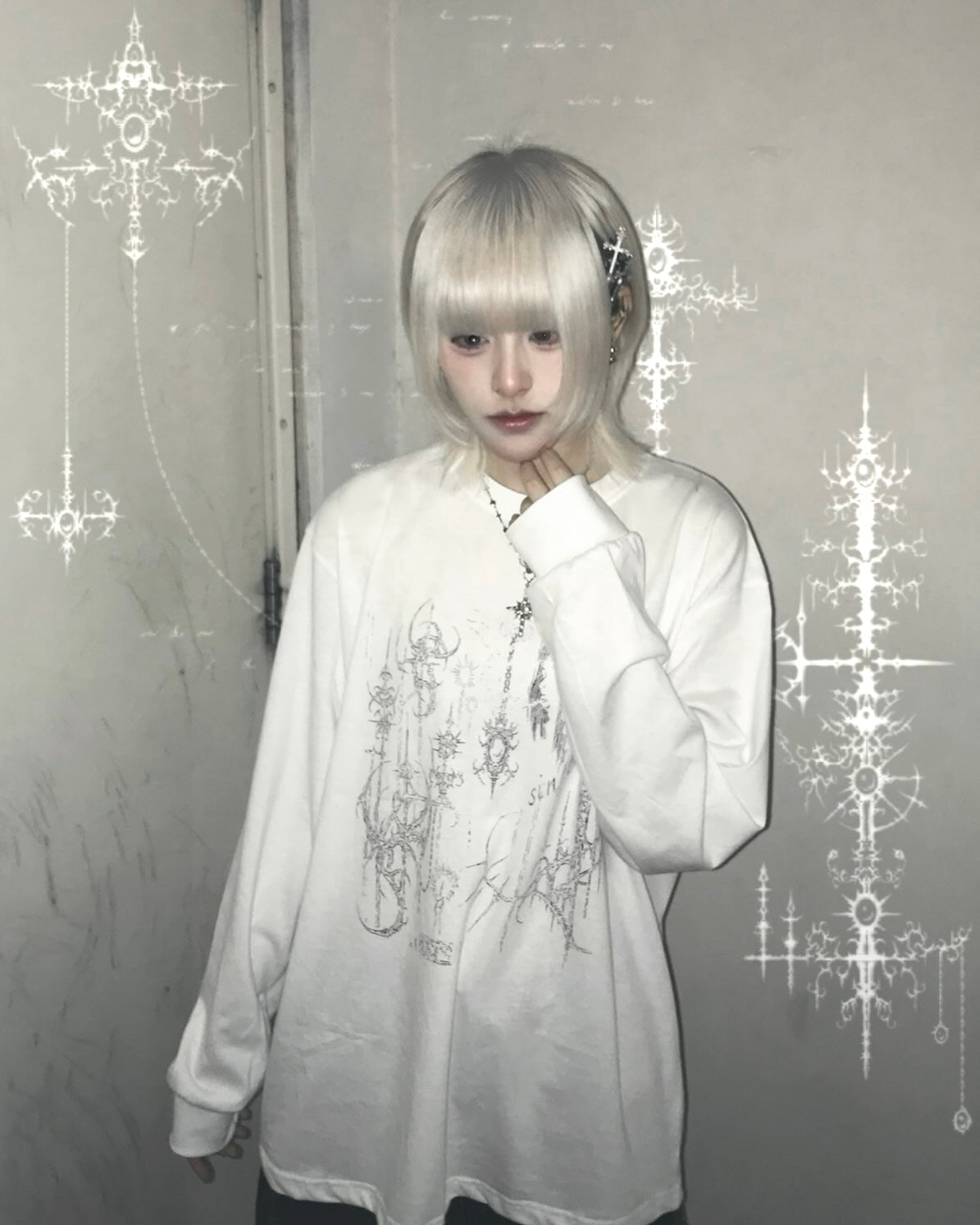 【Unisex】手繪圖騰印花長袖 Totem Print Long Sleeves