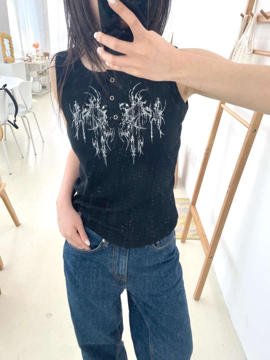手繪圖騰印花鈕扣背心 Totem Print Button Tank Top