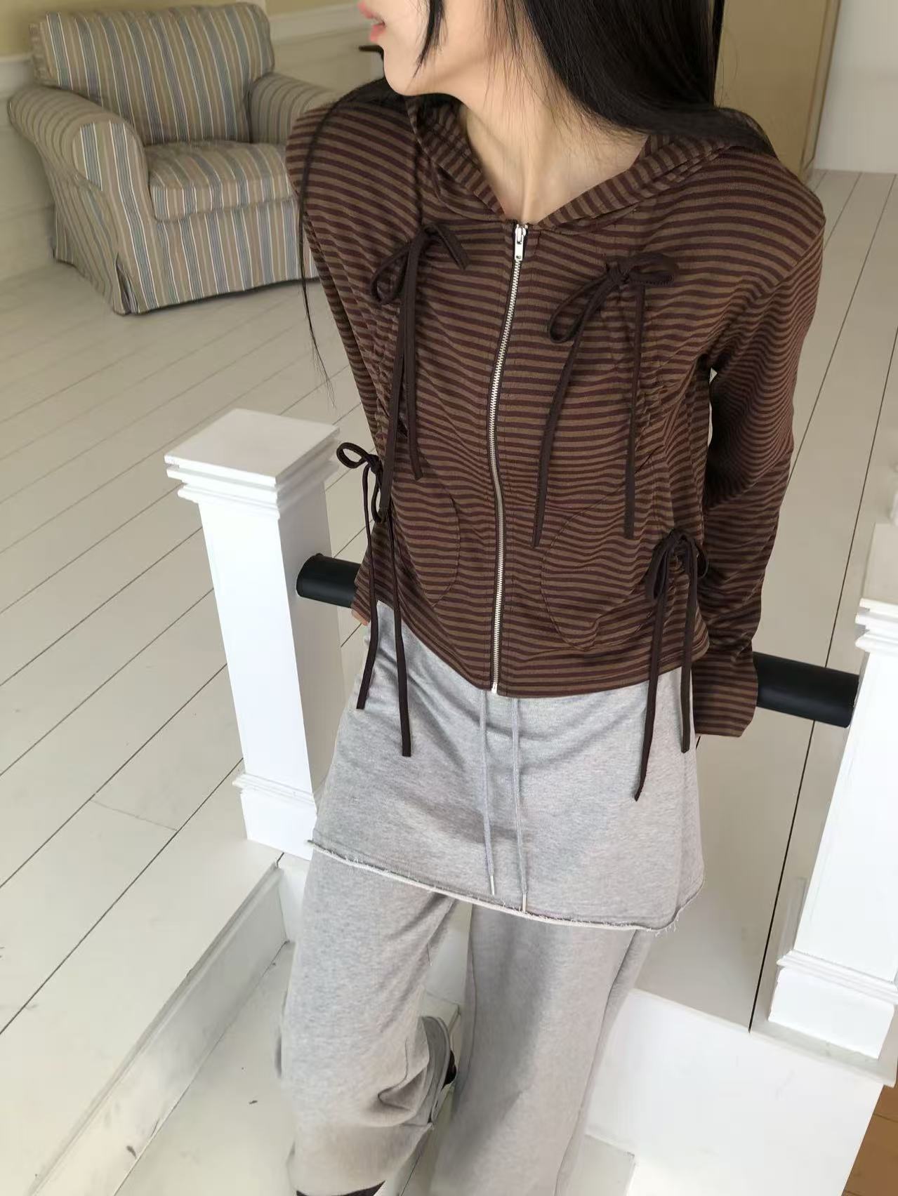 條紋蝴蝶結外套 Striped Bow-Tie Jacket