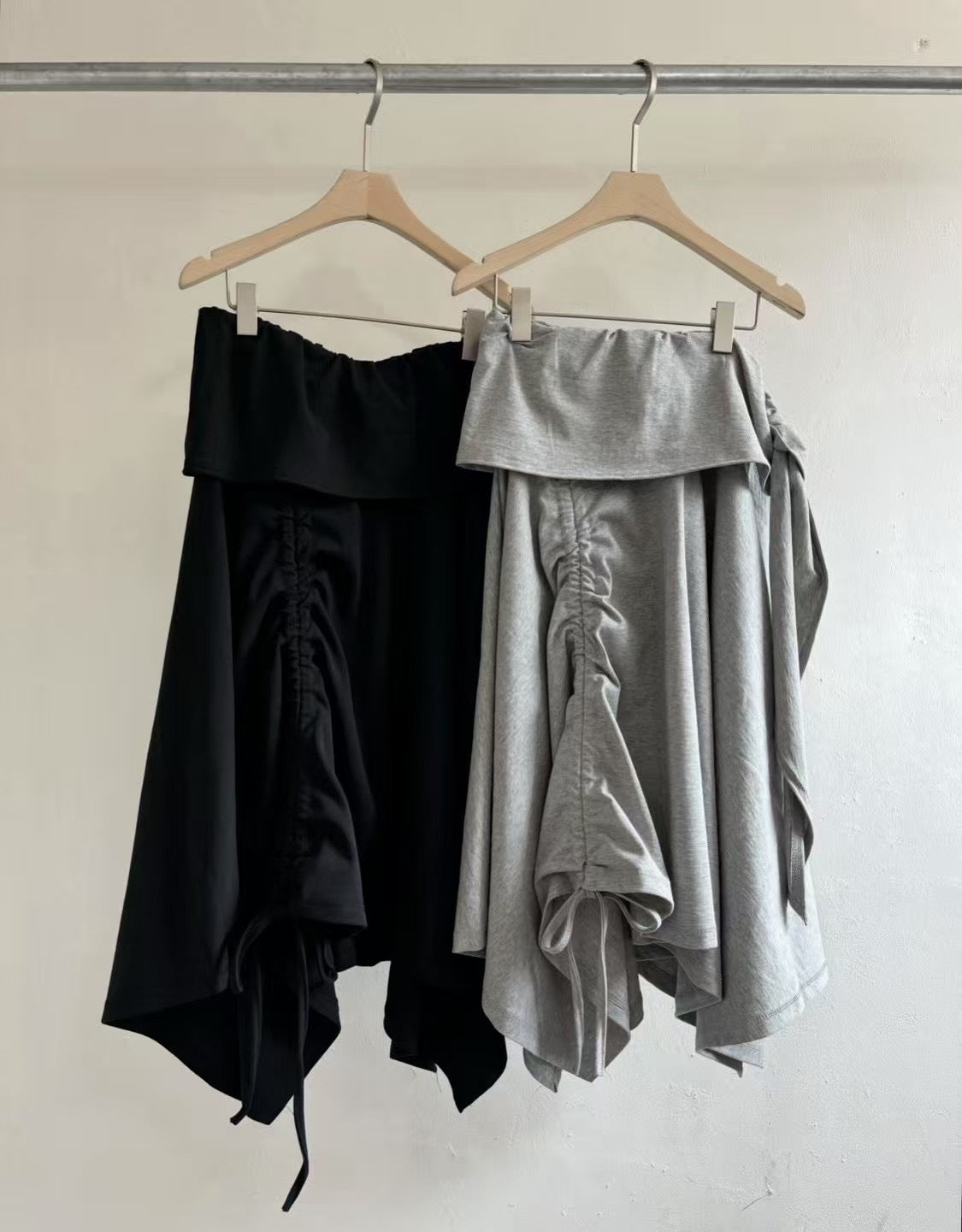 不規則抽繩中裙 Irregular Drawstring Midi Skirt