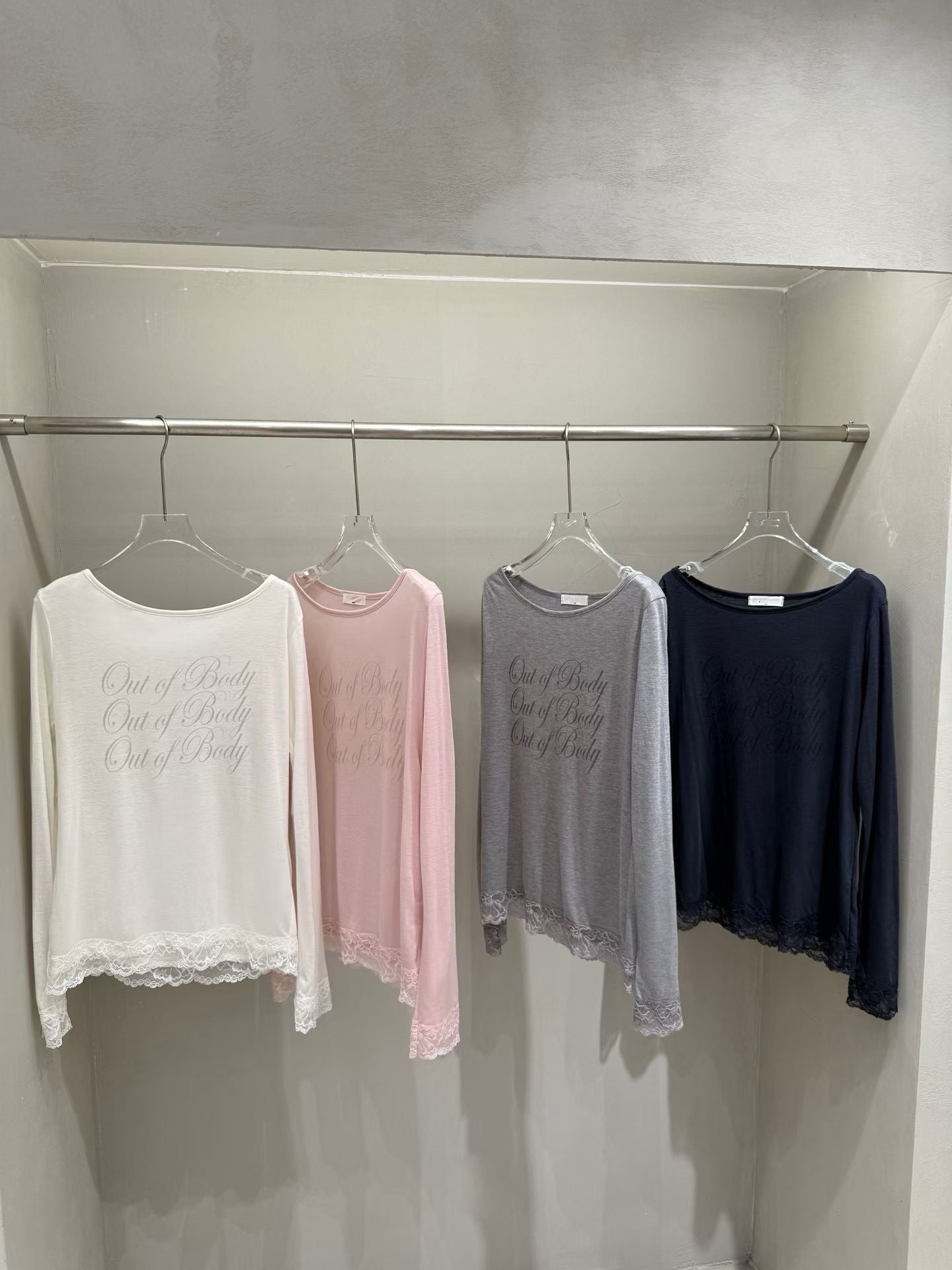 蕾絲拼接薄透羊毛長袖衫Lace Patchwork Sheer Wool Long Sleeve Shirt