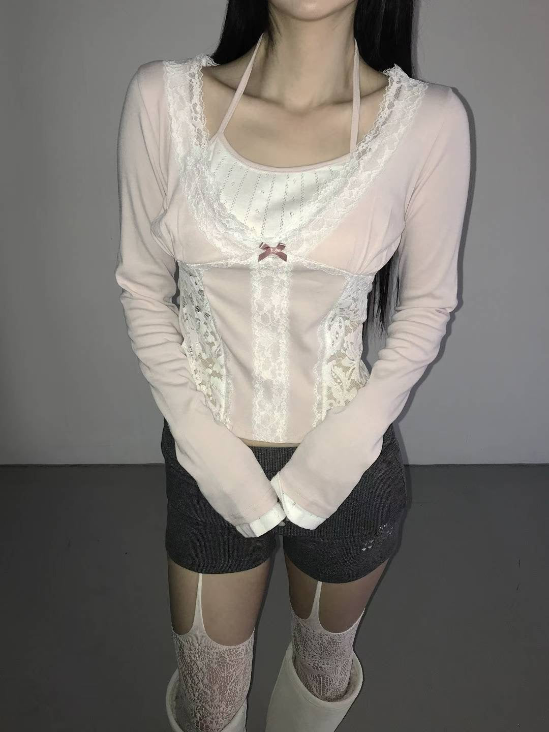蕾絲假兩件長袖上衣 Lace Fake Two-Piece Long Sleeved Top