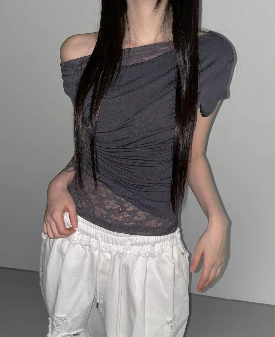 蕾絲皺摺短袖 Lace Pleated Short Sleeves