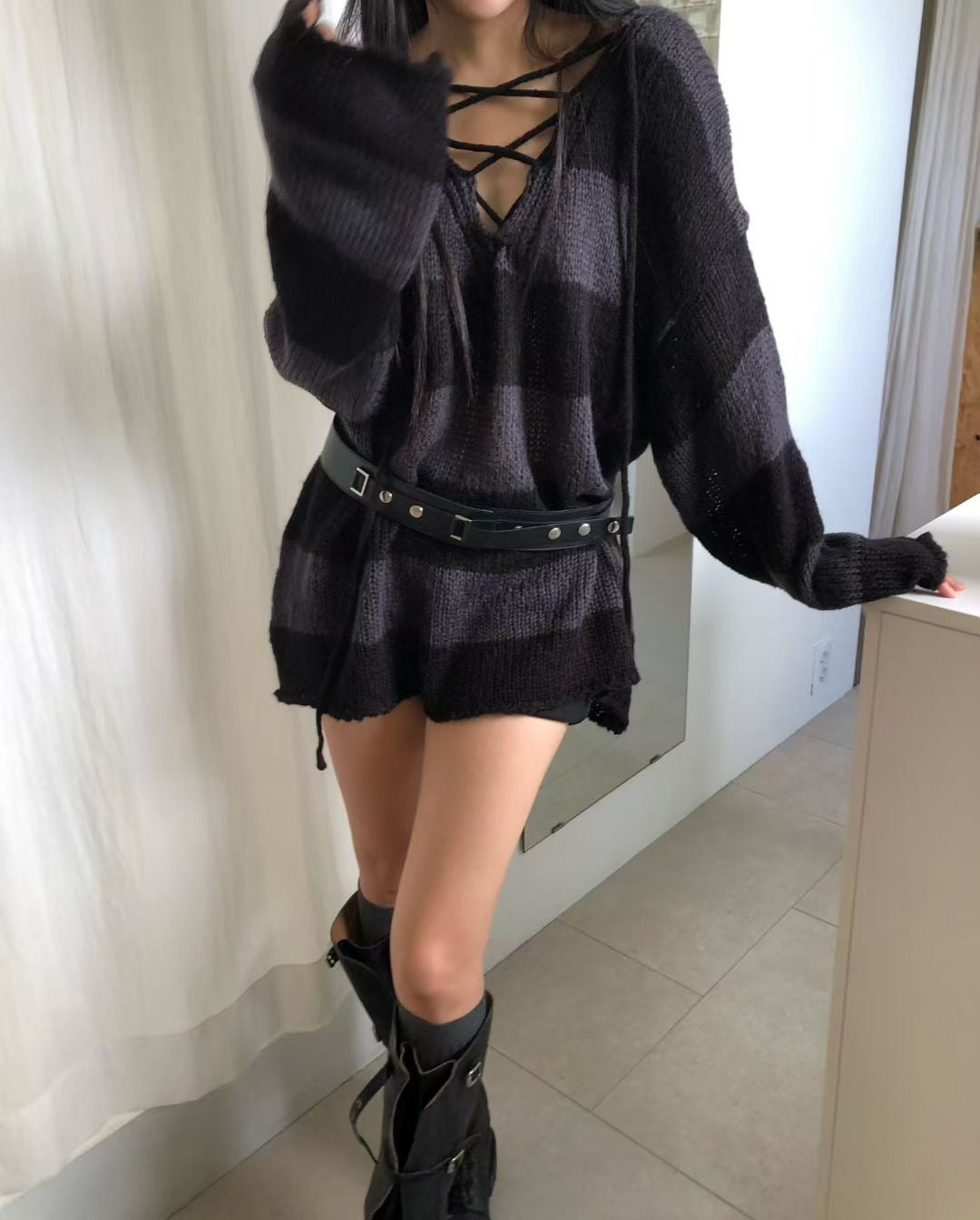 間條露肩毛衣 Striped Off-Shoulder Sweater