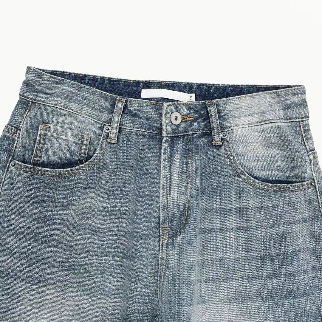 【Unisex】水洗寬鬆牛仔褲 Washed Loose Jeans