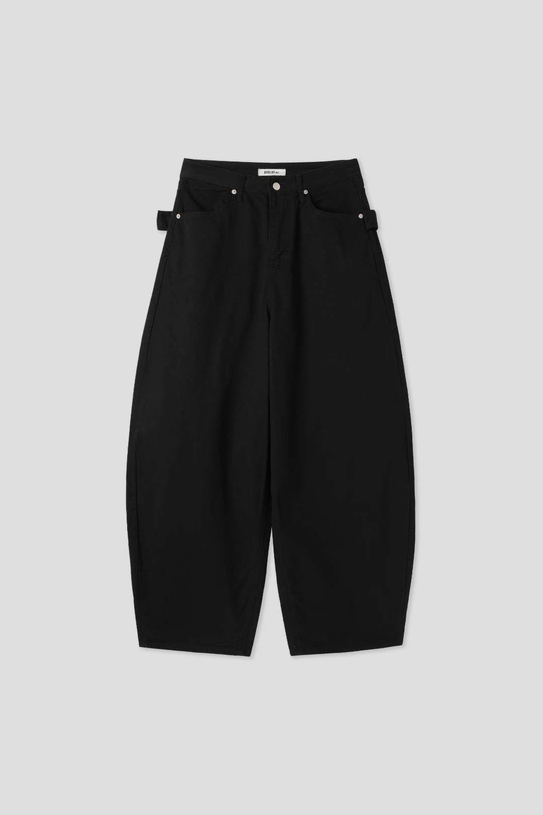 鉚釘腰帶彎刀褲 Rivet Belt Embroidery Wide Pants