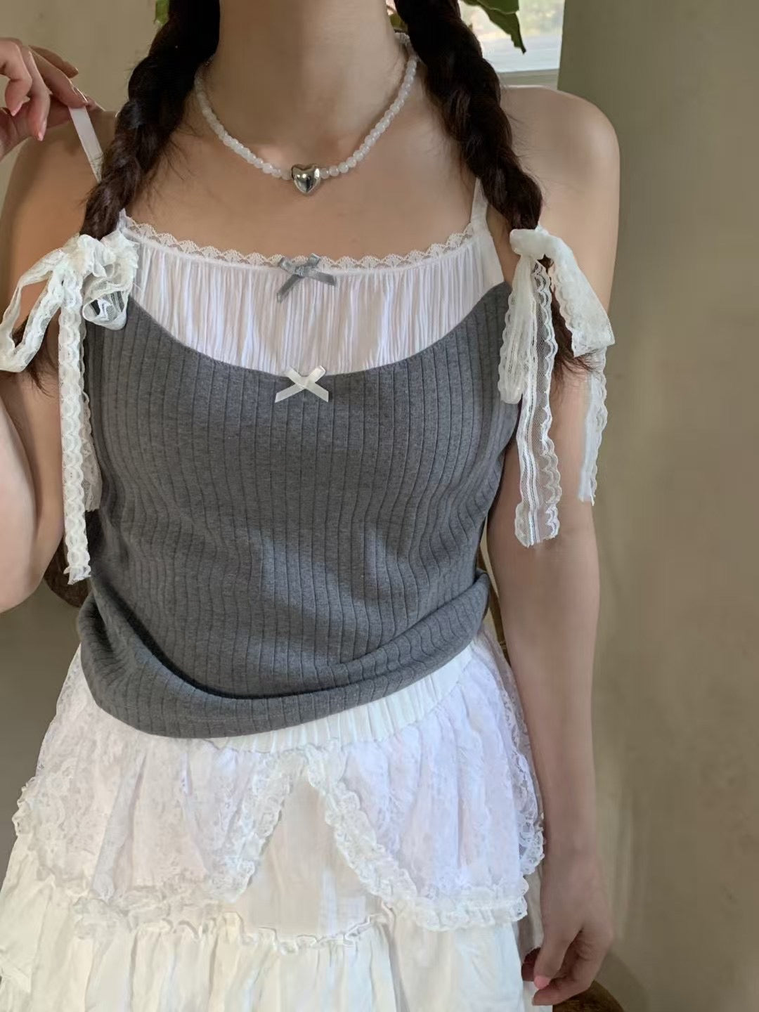 蝴蝶結蕾絲假兩件吊帶 Bow Lace Fake Two-Piece Cami Top