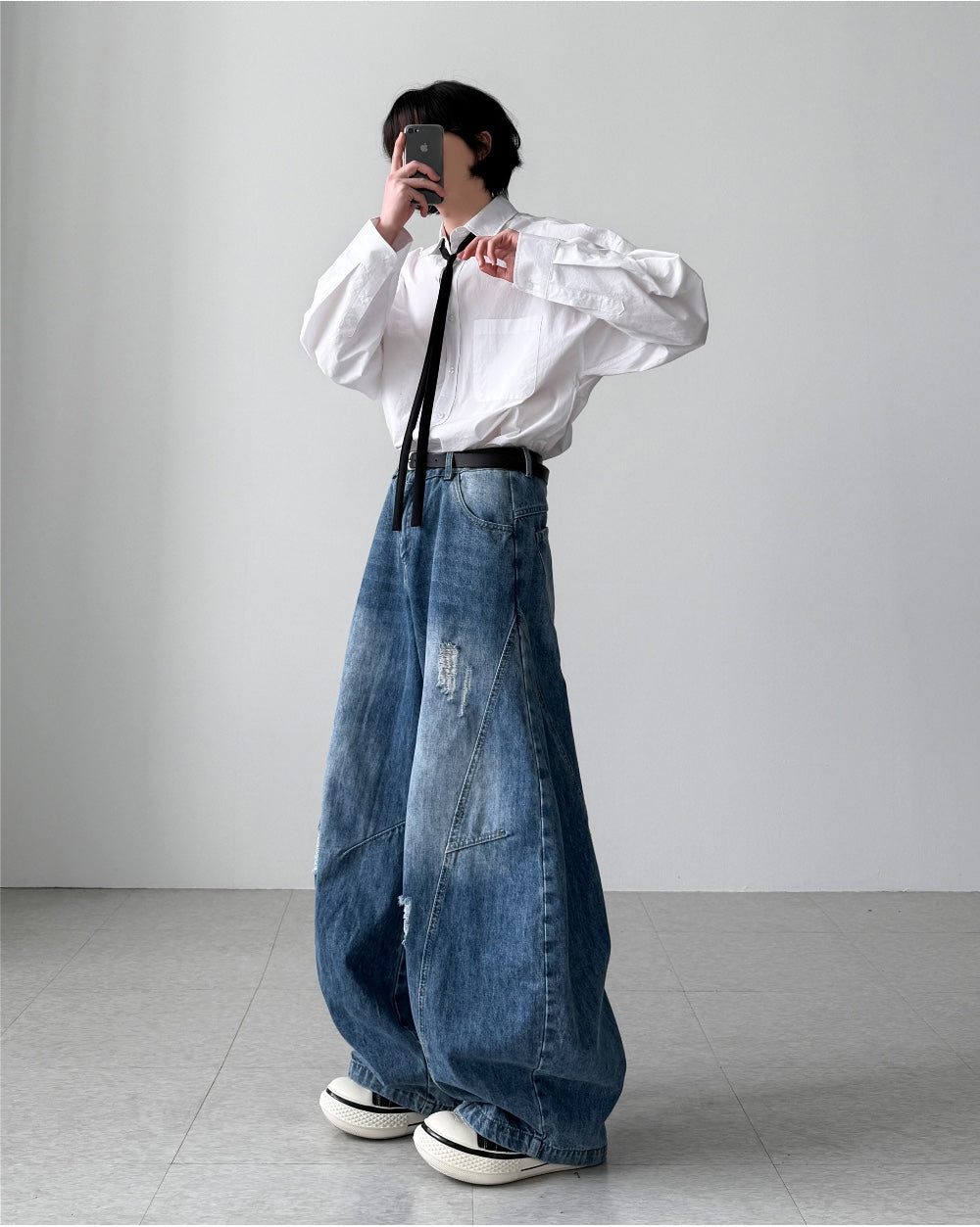 【Unisex】水洗彎刀牛仔褲 Washed High-rise Barrel-leg Jeans