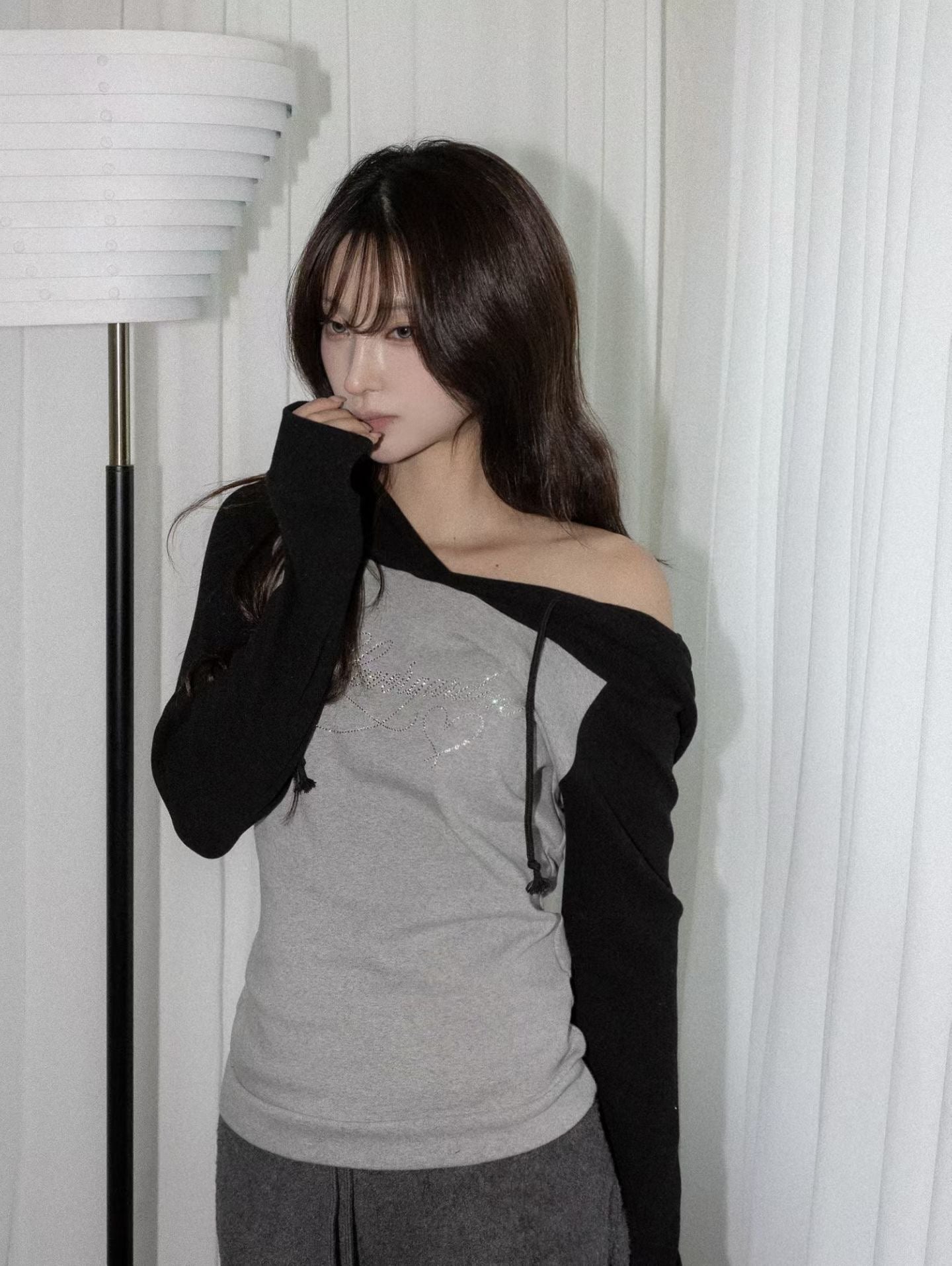 露肩拼色連帽衛衣 Off-Shoulder Color Block Hoodie