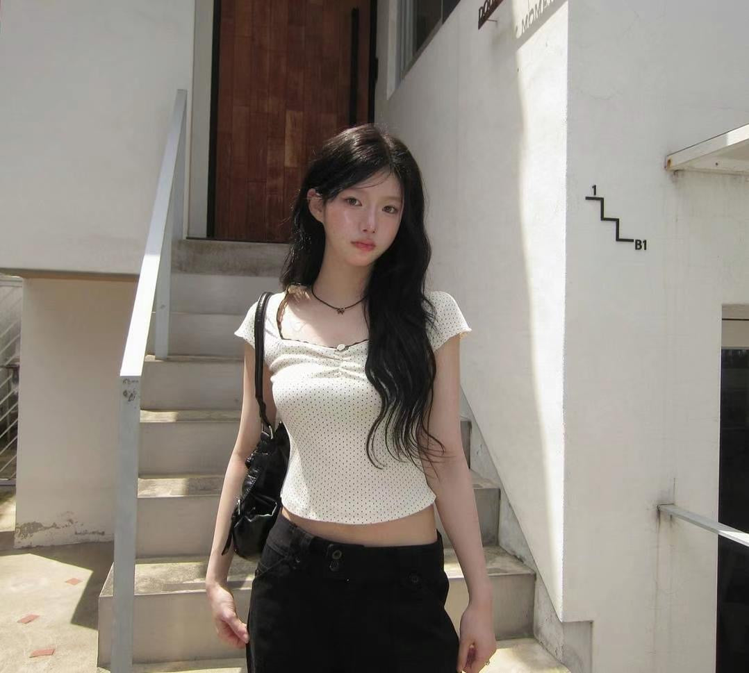 波點方領短袖上衣 Polka Dot Square Neck Short Sleeve Top