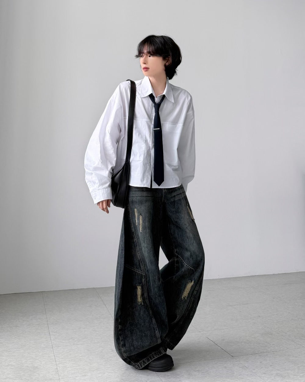 【Unisex】深色水洗彎刀牛仔褲 Dark Washed High-rise Barrel-leg Jeans