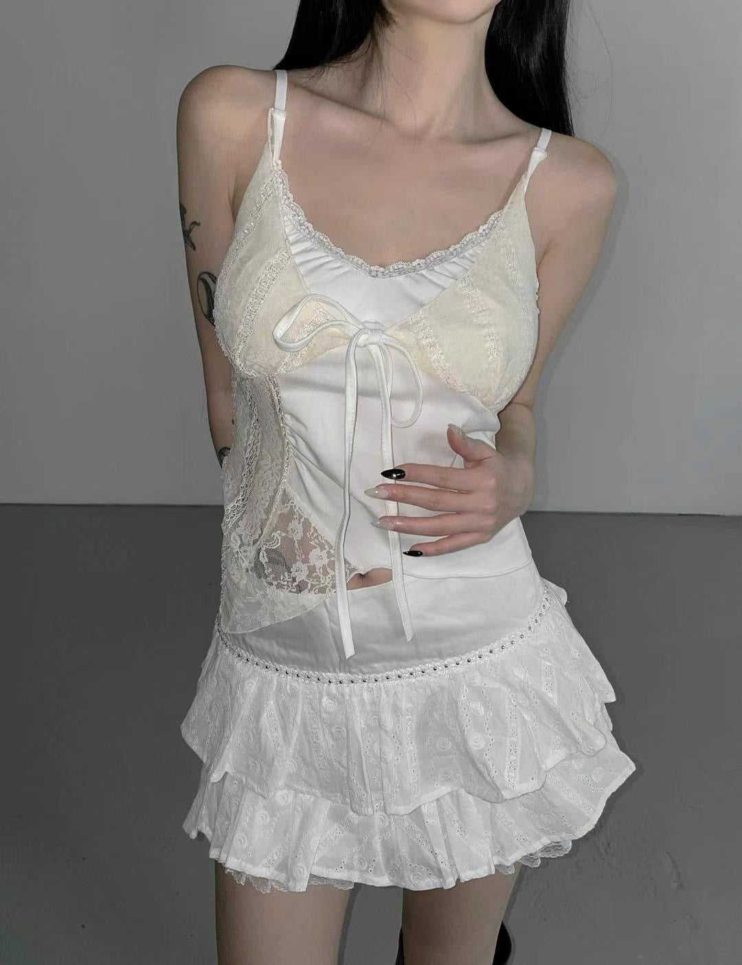 拼接蕾絲吊帶 Patchwork Lace Cami Top