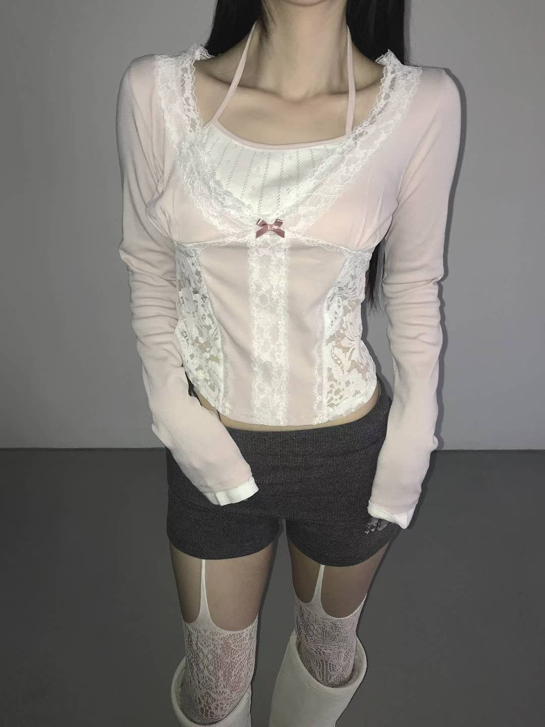 蕾絲假兩件長袖上衣 Lace Fake Two-Piece Long Sleeved Top