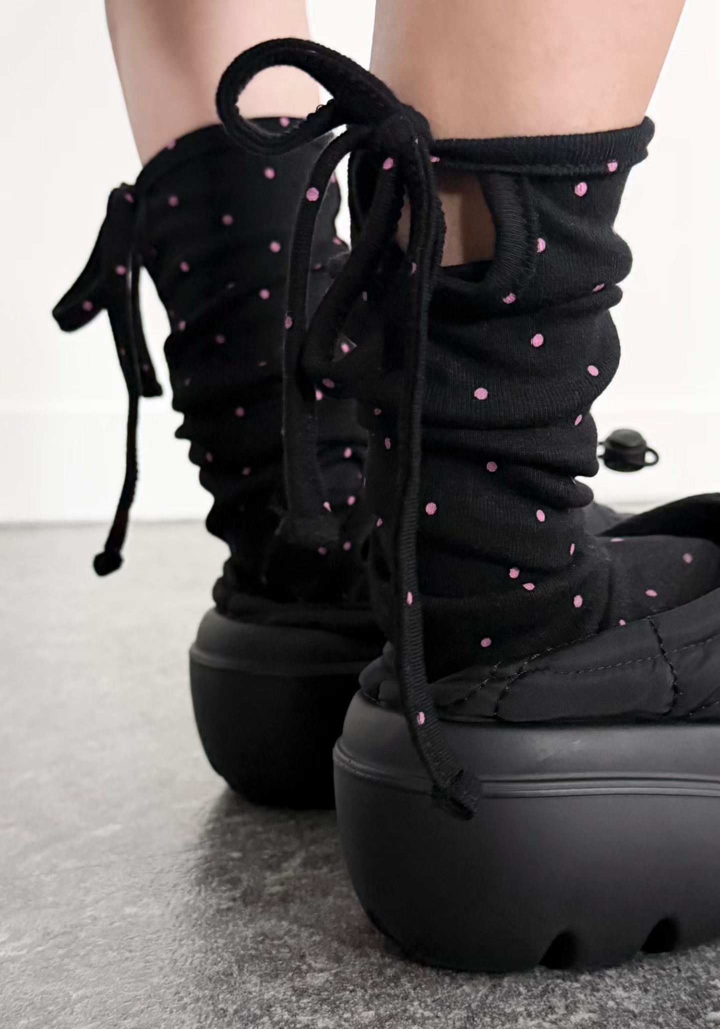 波點綁帶襪 Polka Dot Socks
