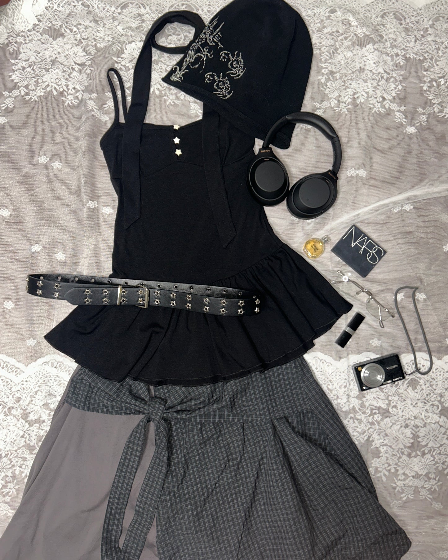星星鈕扣掛頸裙擺吊帶 Star Button Halter Neck Vest