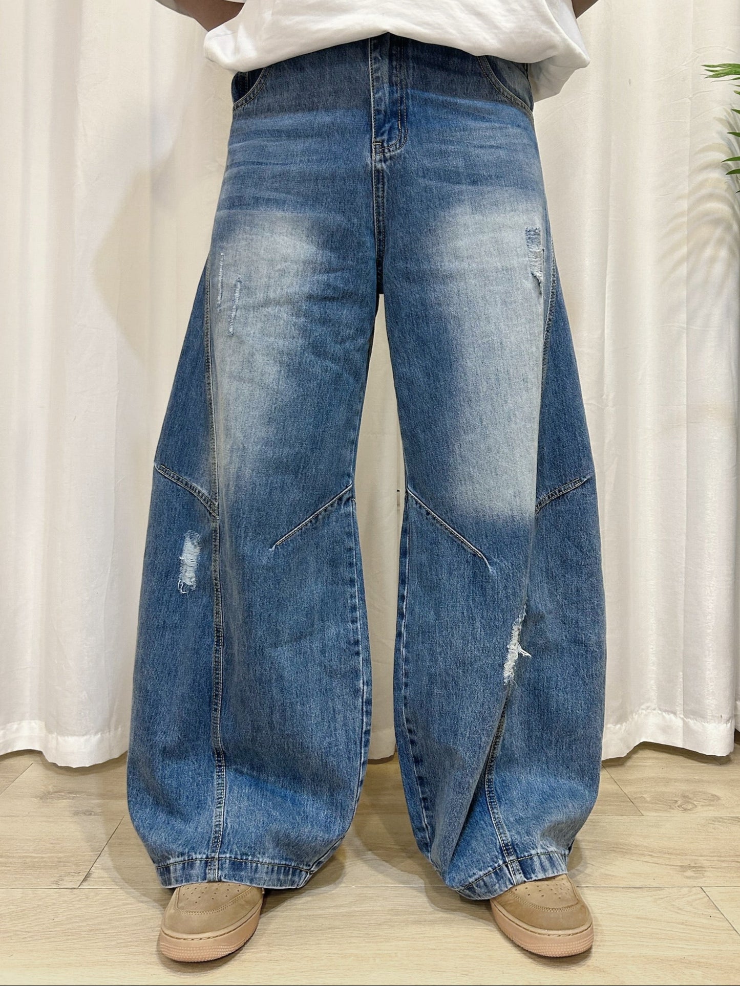 【Unisex】水洗彎刀牛仔褲 Washed High-rise Barrel-leg Jeans