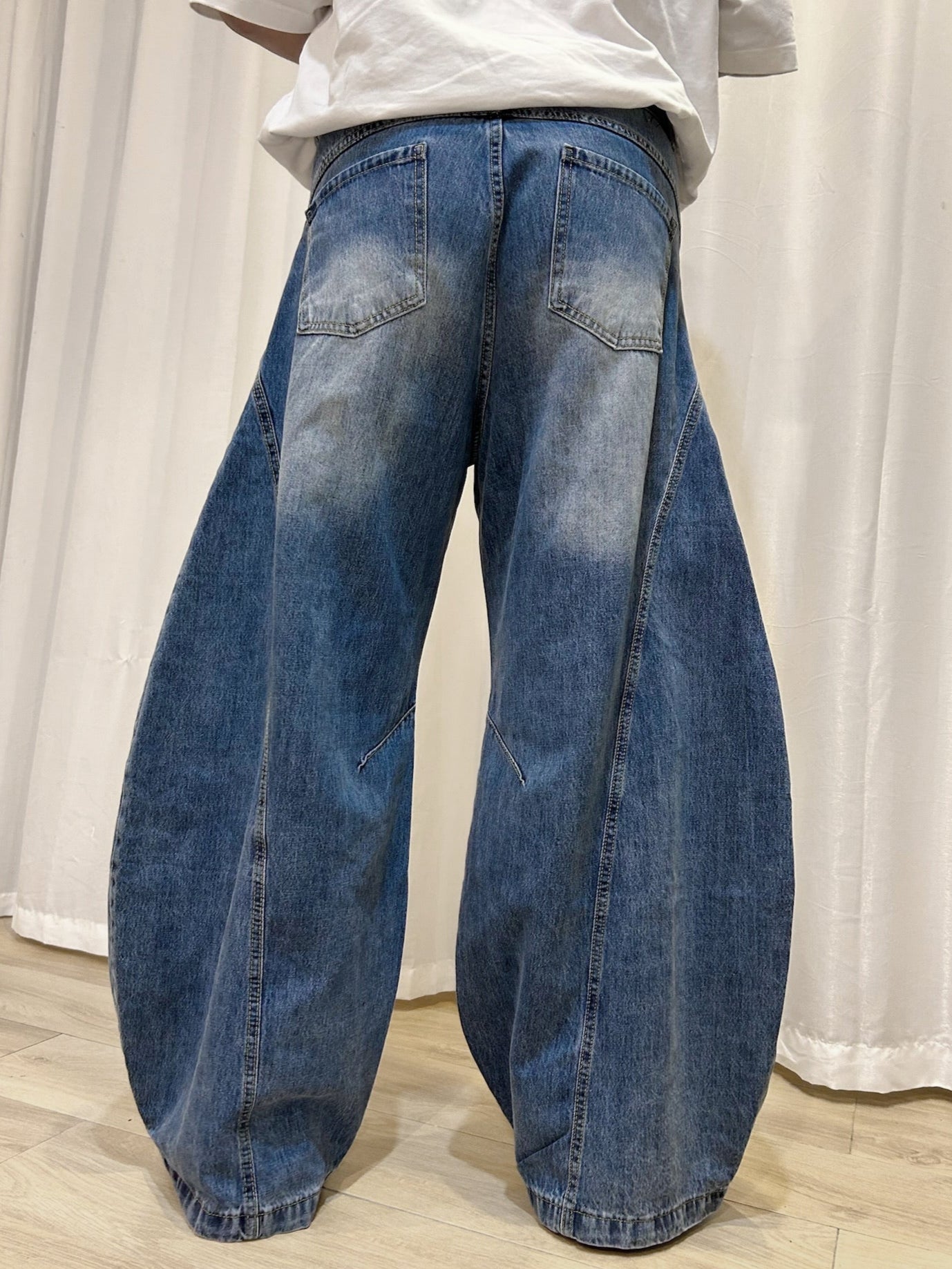 【Unisex】水洗彎刀牛仔褲 Washed High-rise Barrel-leg Jeans