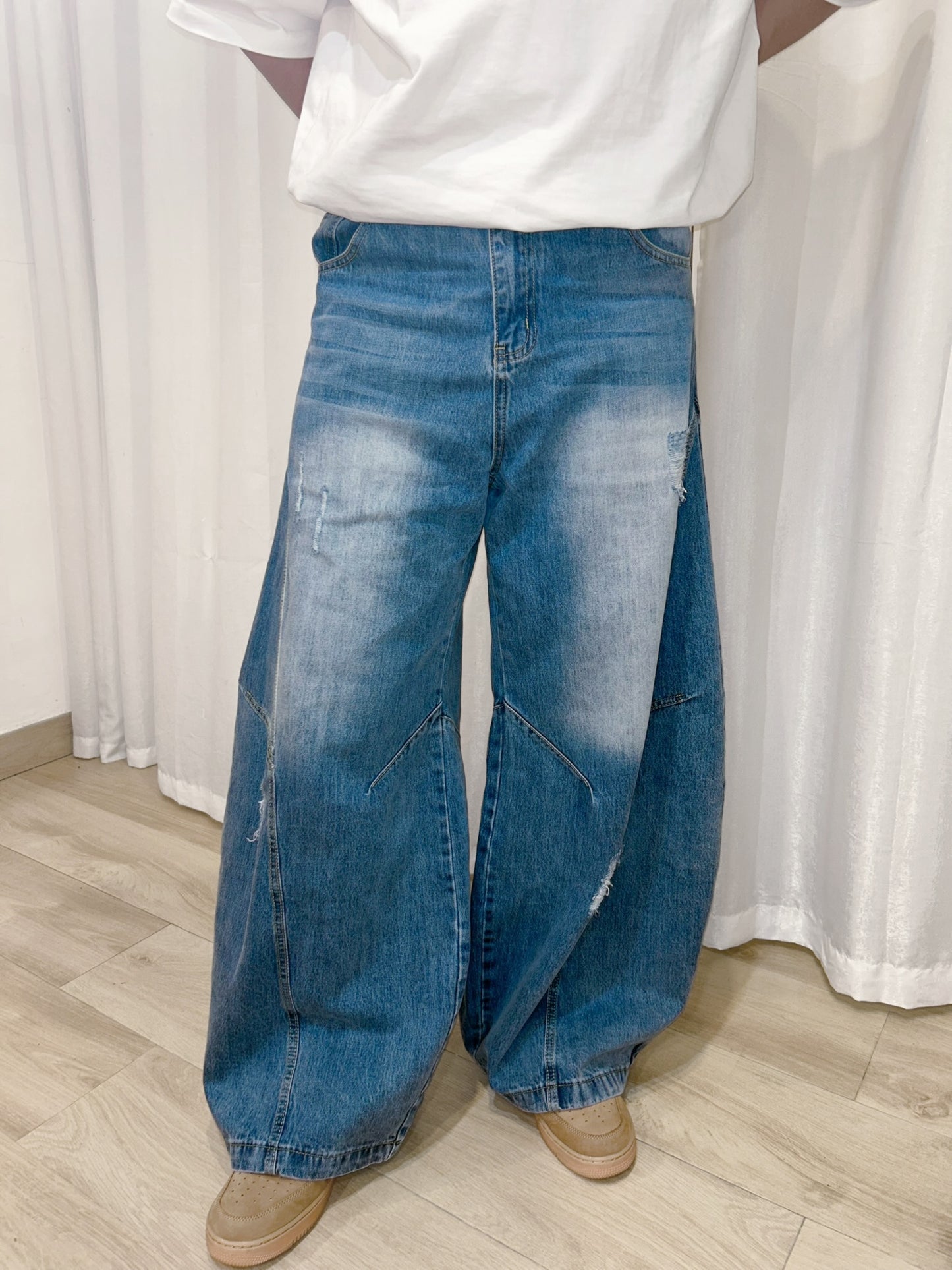【Unisex】水洗彎刀牛仔褲 Washed High-rise Barrel-leg Jeans