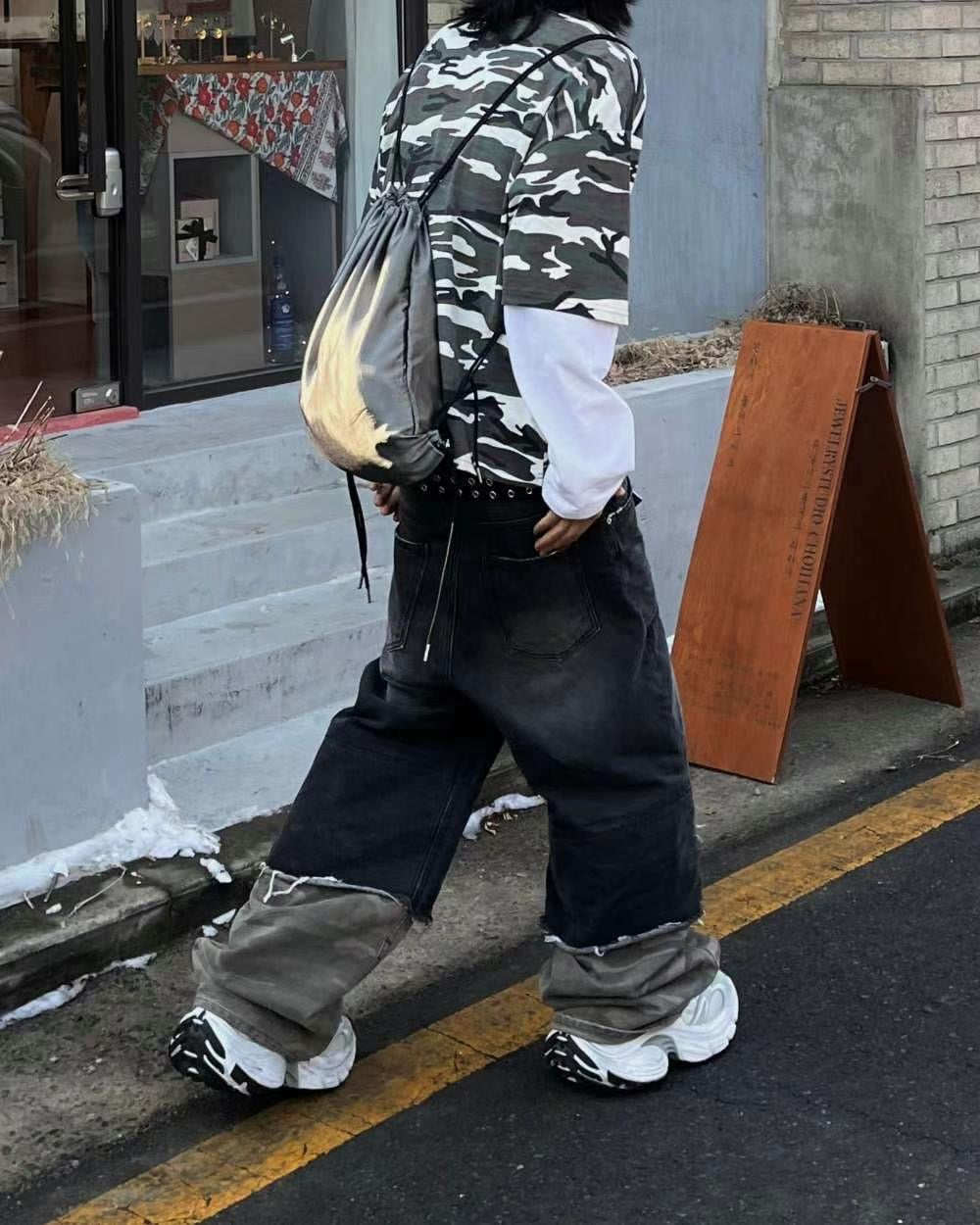 【Unisex】迷彩拼接牛仔寬褲 Camouflage Patchwork Denim Wide Pants
