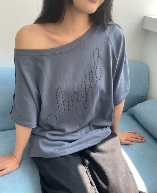 Angel印花露肩上衣 Angel Print Off-Shoulder Top