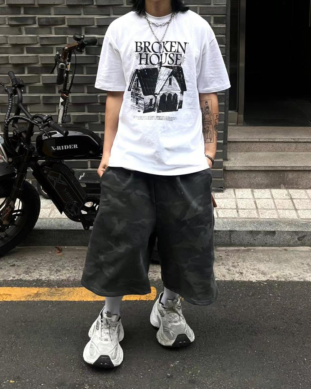 【Unisex】Broken House 短袖T-Shirt Broken House Short Sleeve T-Shirt