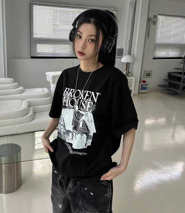 【Unisex】Broken House 短袖T-Shirt Broken House Short Sleeve T-Shirt