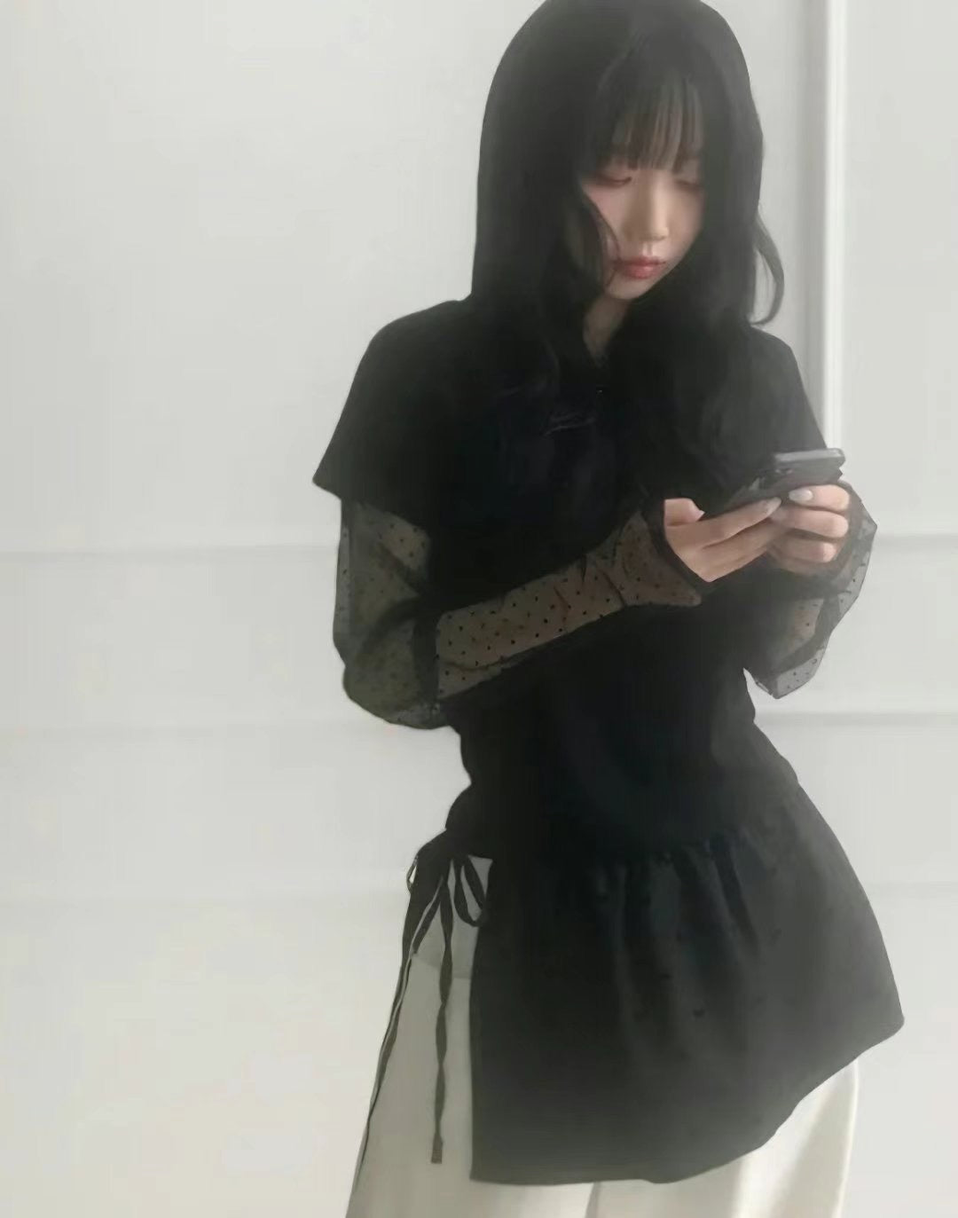 假兩件蕾絲打底短袖衛衣 Mock Two-piece Lace Bottom Short-sleeved Sweatshirt