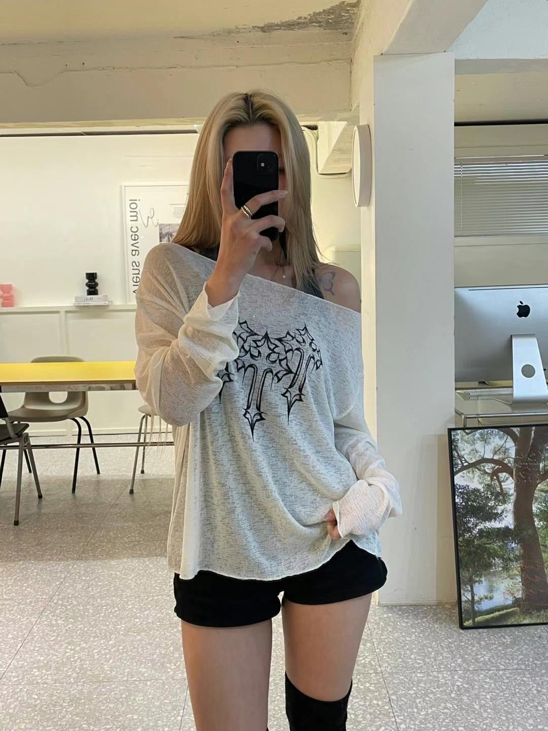 十字架透膚罩衣 Sheer Cross Blouse