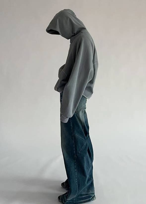 【Unisex】鈕扣彎刀牛仔褲  Button Barrel-leg Jeans