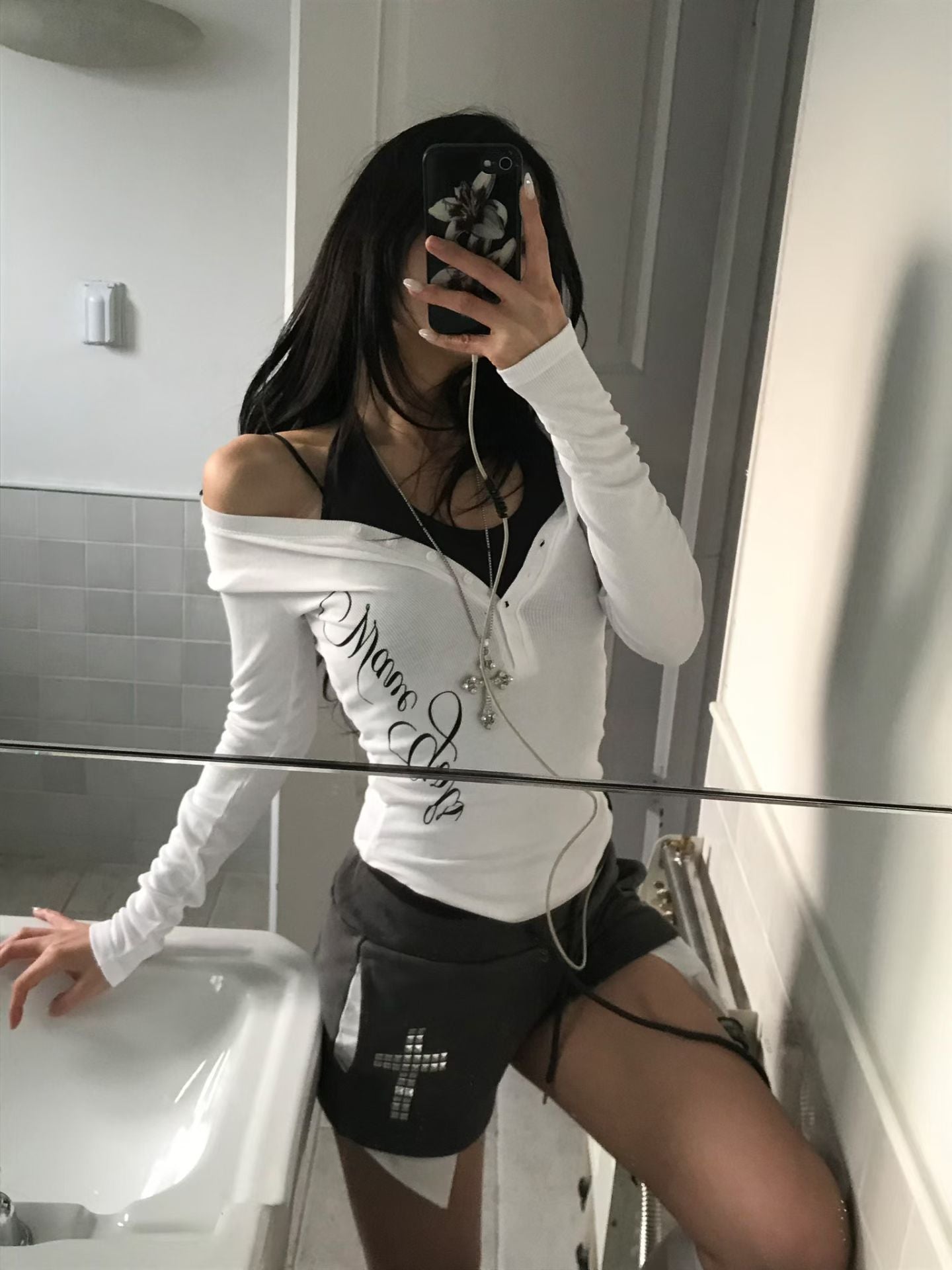 鈕扣文字印花上衣 Button Text Print Top