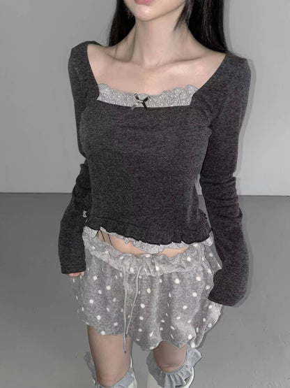 假兩件方領長袖上衣  Square Neck Fake Two-Piece Long-Sleeved Top