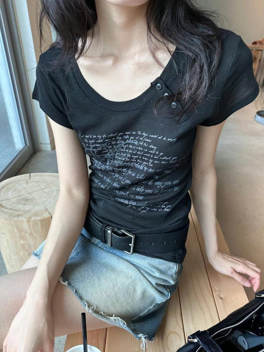 字母印花鈕扣上衣 Letter Print Button Top