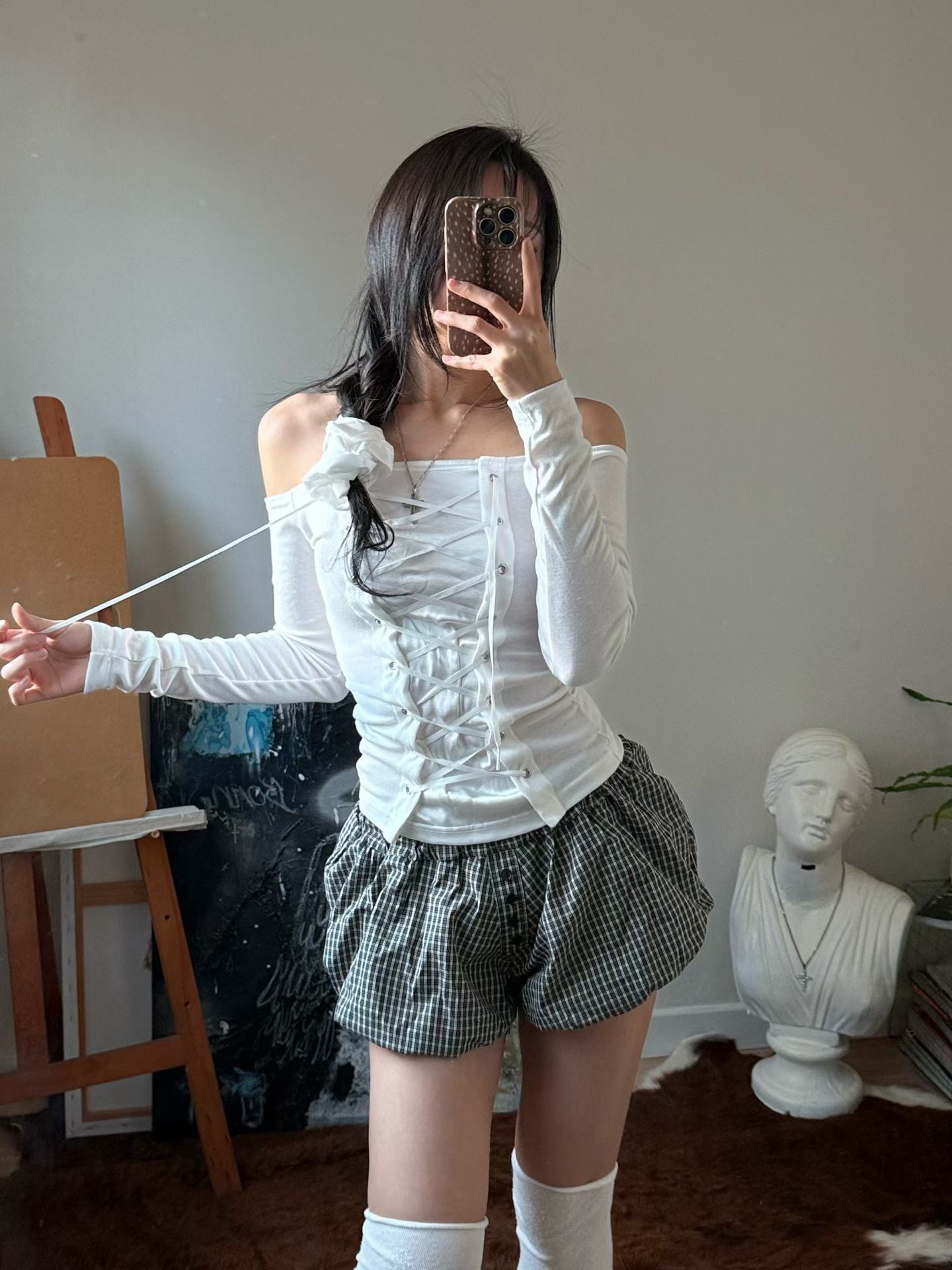 露肩綁帶上衣 Tie-Strap Off-Shoulder Top