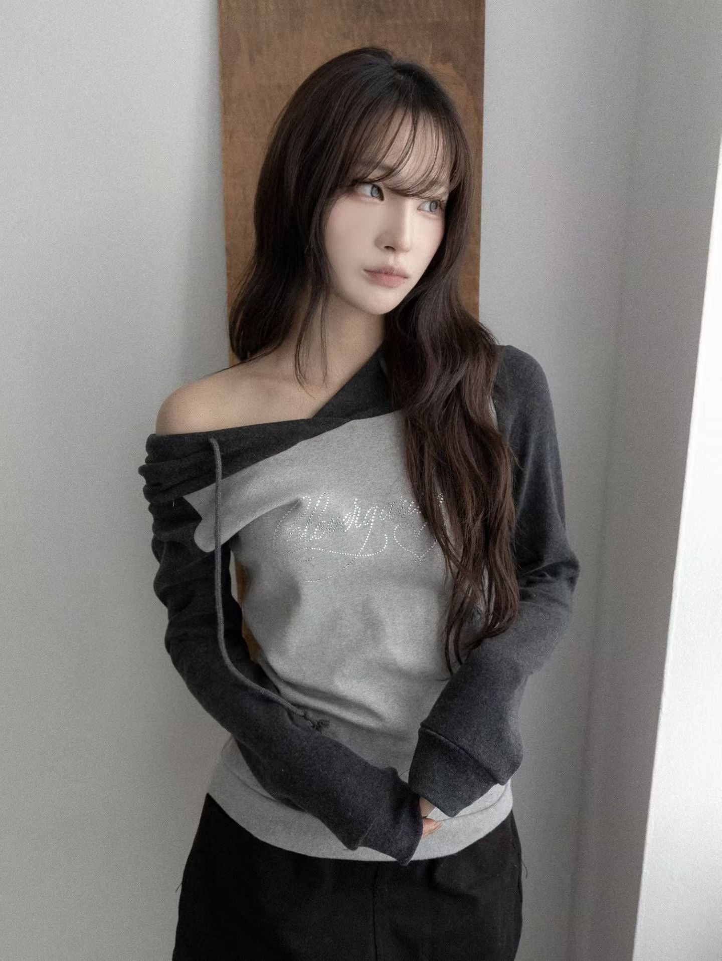 露肩拼色連帽衛衣 Off-Shoulder Color Block Hoodie