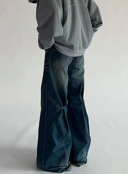 【Unisex】鈕扣彎刀牛仔褲  Button Barrel-leg Jeans