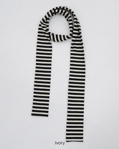 條紋細頸巾 Striped scarf