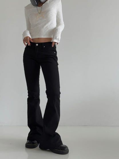 低腰微喇叭褲 Low-Rise Micro Flare Pants