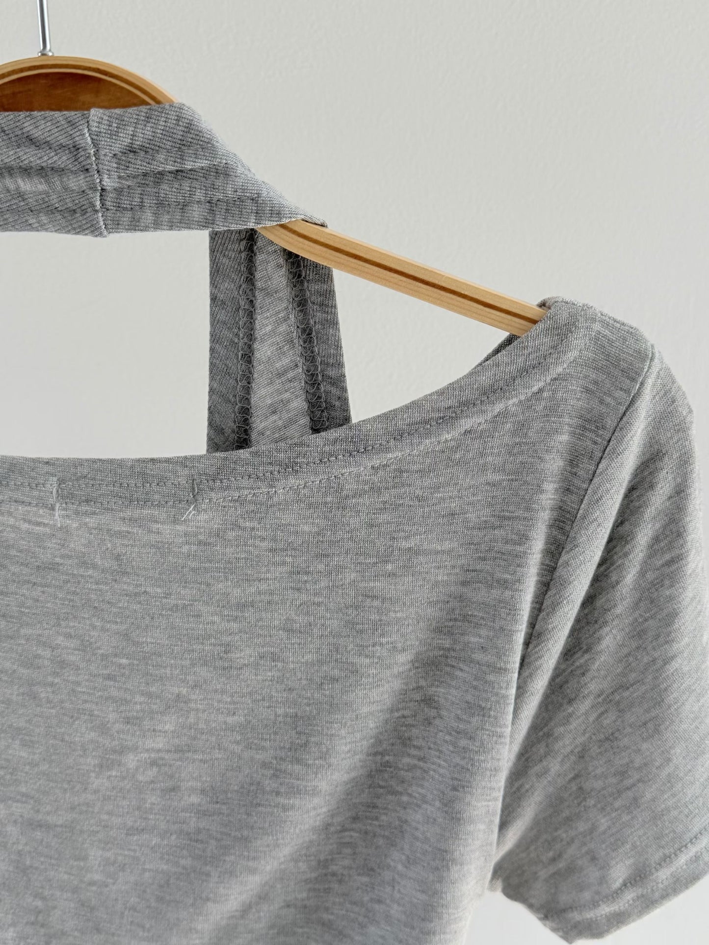盪領掛頸短袖上衣 Halter Cowl Neck Short Sleeve Top