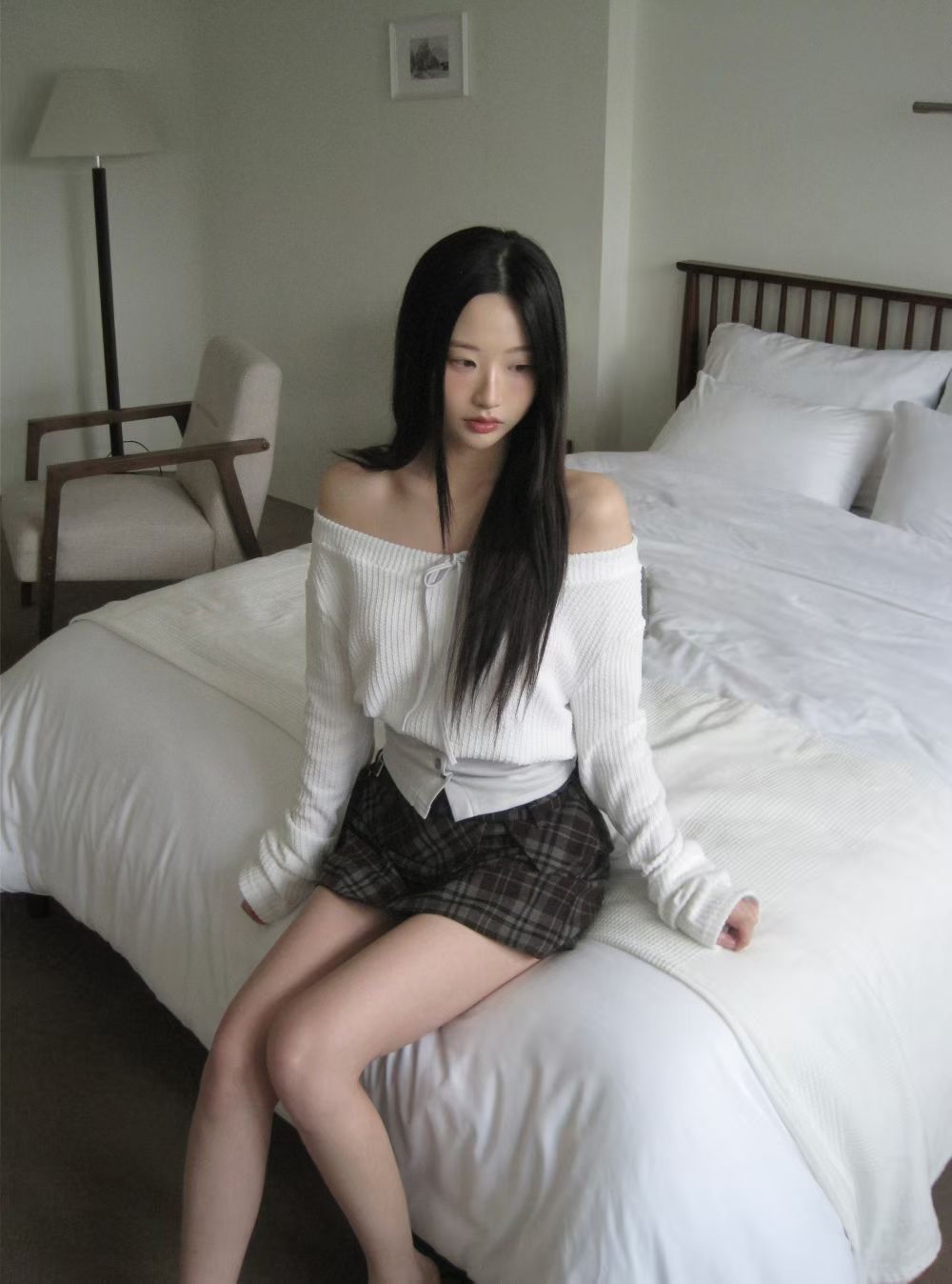 針織修身一字肩 Knit Off-Shoulder Fitted Top