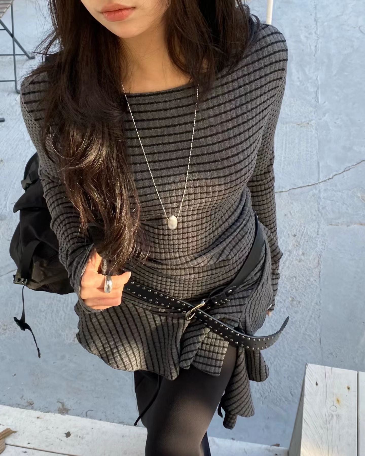 條紋不規則下擺長袖上衣 Striped Asymmetrical Hem Long Sleeve Top