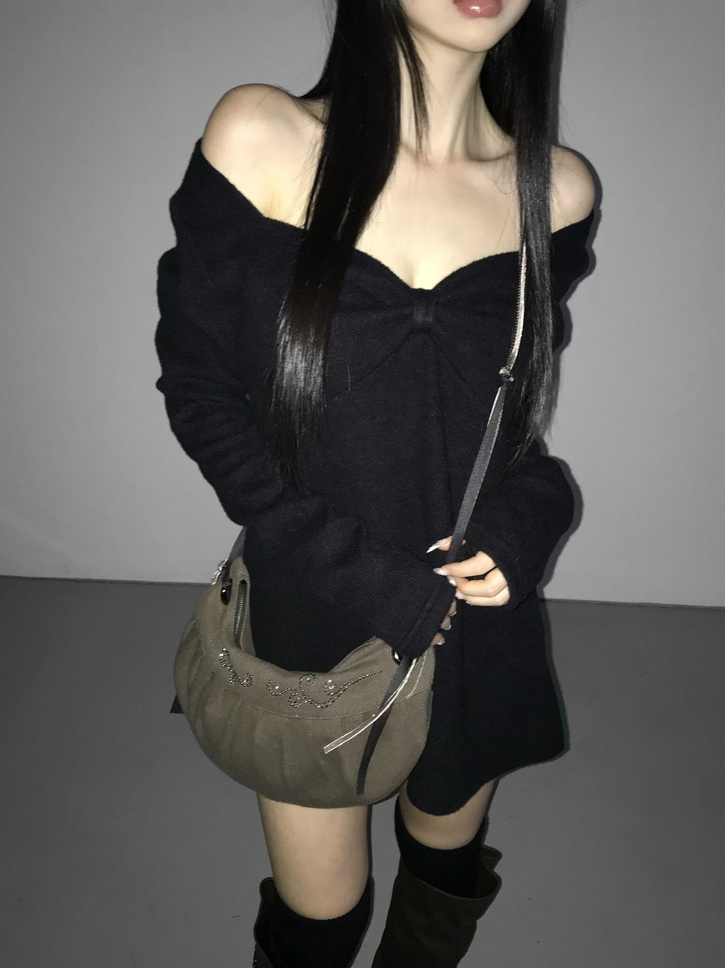 水鑽復古斜挎包 Rhinestone Retro Crossbody Bag