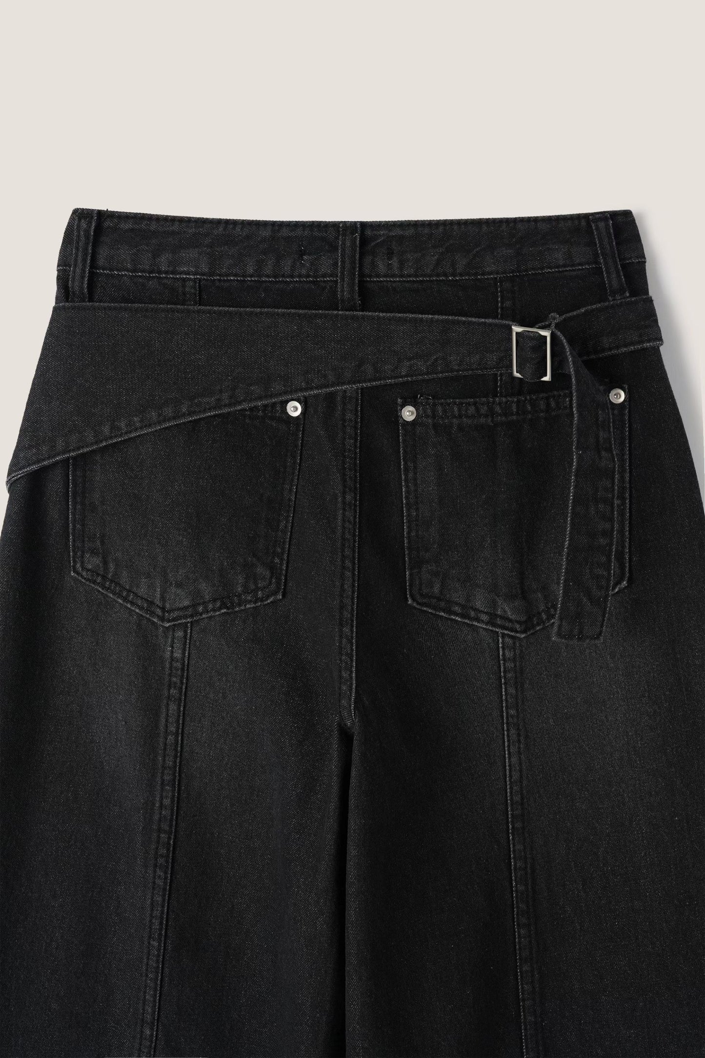 腰帶牛仔直筒褲 Belted Straight Leg Jeans
