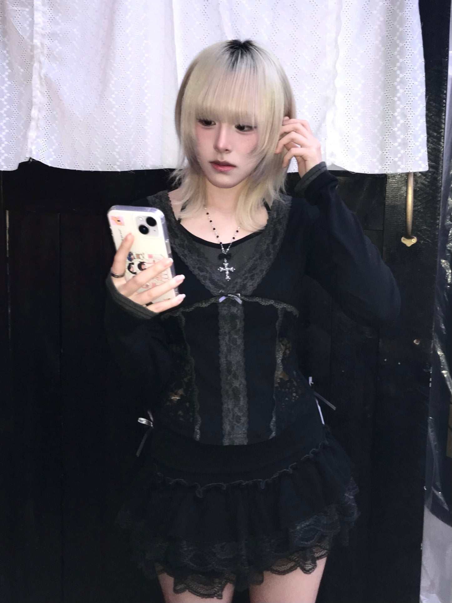 Best seller♡蕾絲假兩件長袖上衣 Lace Fake Two-Piece Long Sleeved Top