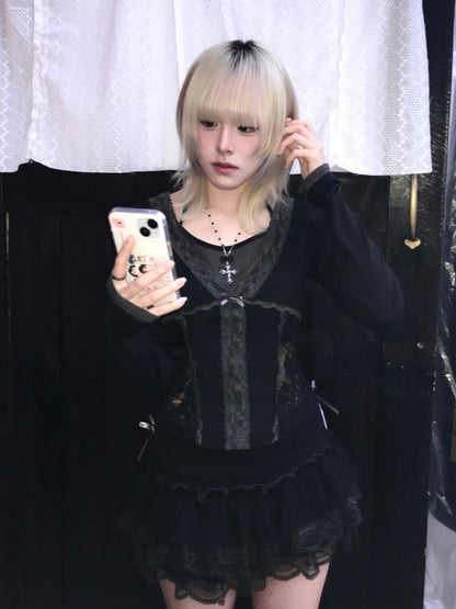 Best seller♡蕾絲假兩件長袖上衣 Lace Fake Two-Piece Long Sleeved Top