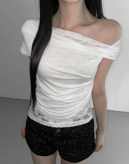 蕾絲皺摺短袖 Lace Pleated Short Sleeves