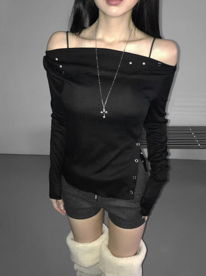 不對稱開衩露肩上衣 Asymmetrical Hem Off-Shoulder Top