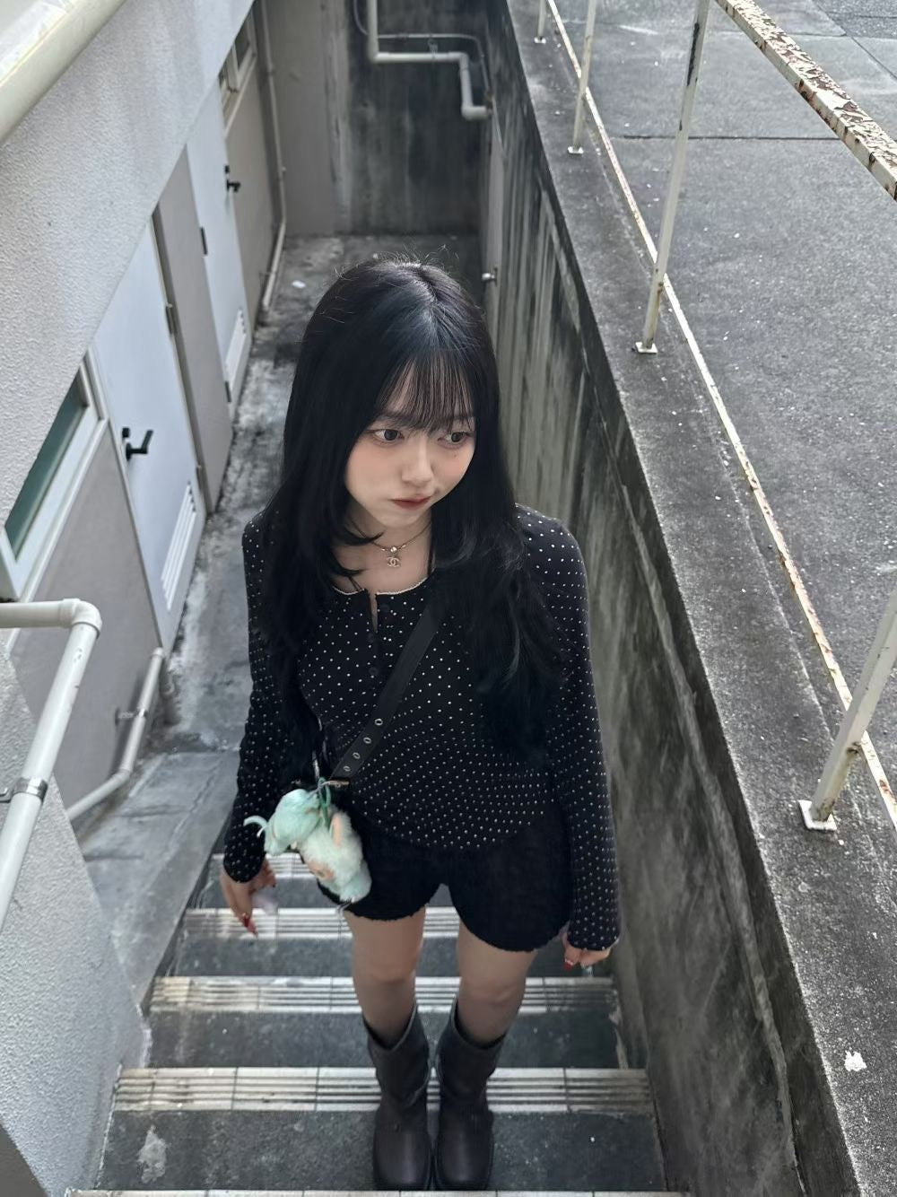 波點鈕扣長袖上衣 Polka Dot Button Long Sleeve Top