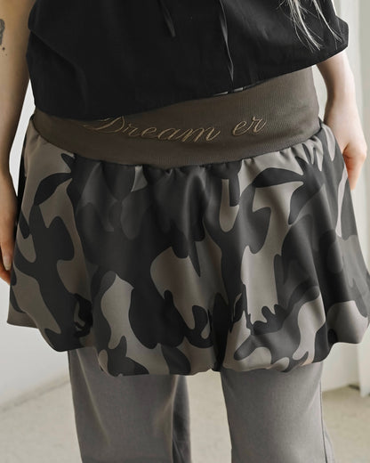 刺繡字母花苞裙Embroidered Letter Pumpkin Skirt